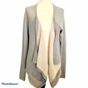 CAbi Pocket Cardigan Womens Size Medium M #5132